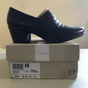 Clarks Emslie Chara leather bootie